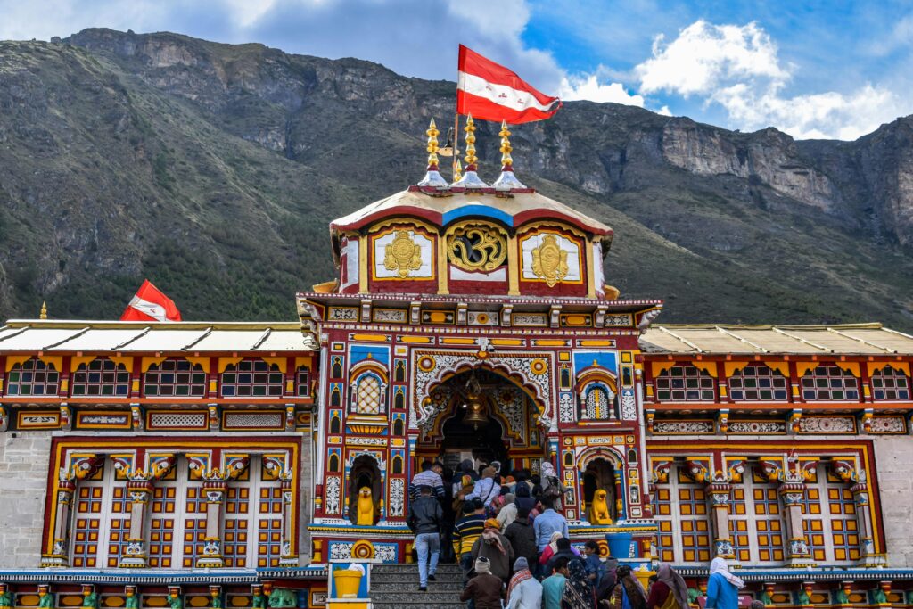 Chardham Yatra Booking for 2025 Chardham Yatra Booking for 2025